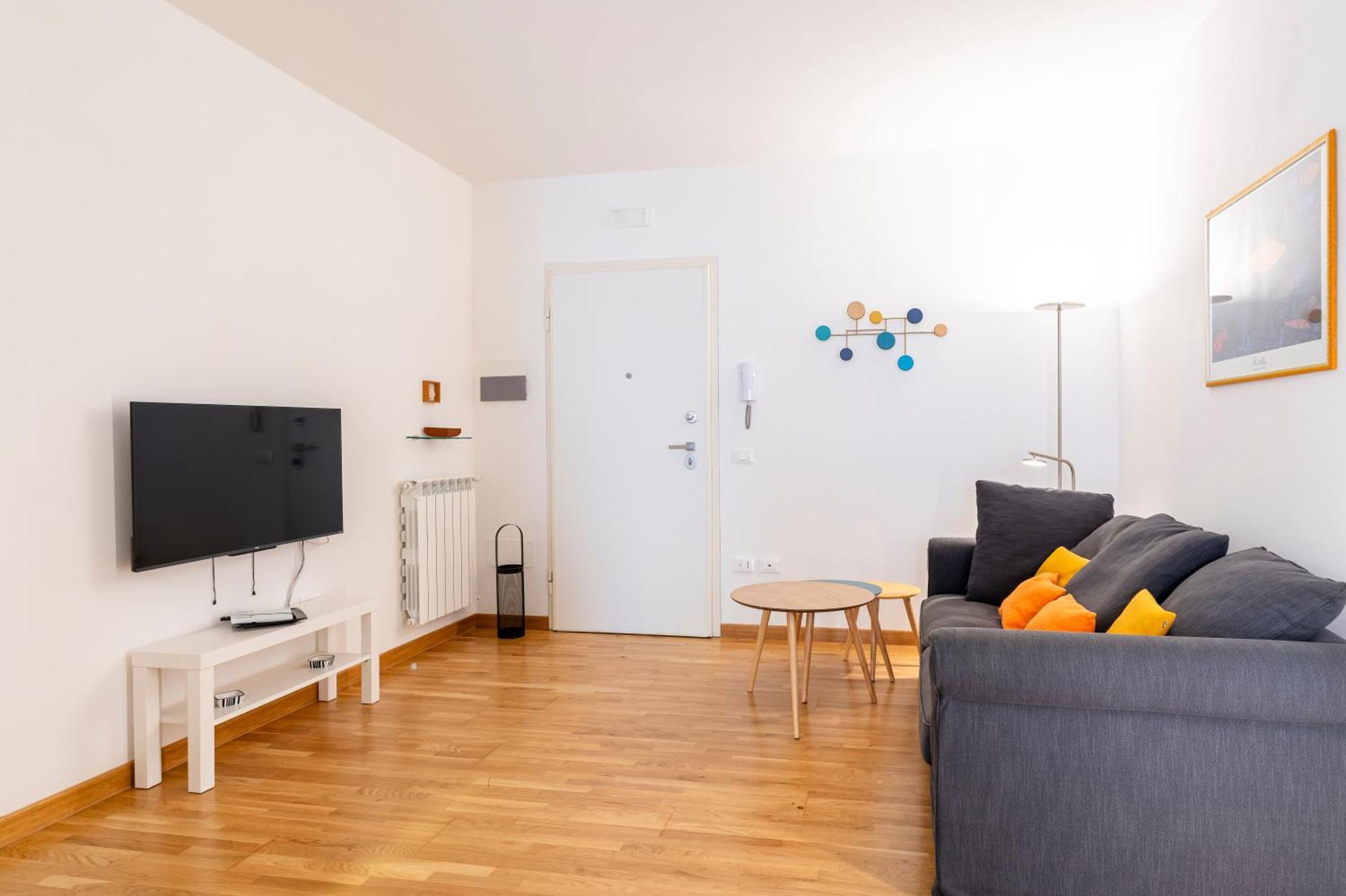 Piazza Cavallotti & Mercato Centrale Apartment! 利沃诺 外观 照片